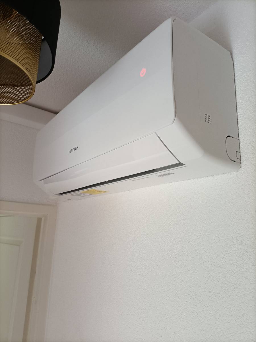 Installation d'un système de climatisation split Heiwa dans un appartement à Montpellier