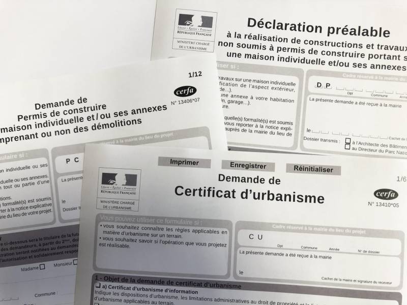 Faut-il un permis de construire pour poser des panneaux solaires ? 
