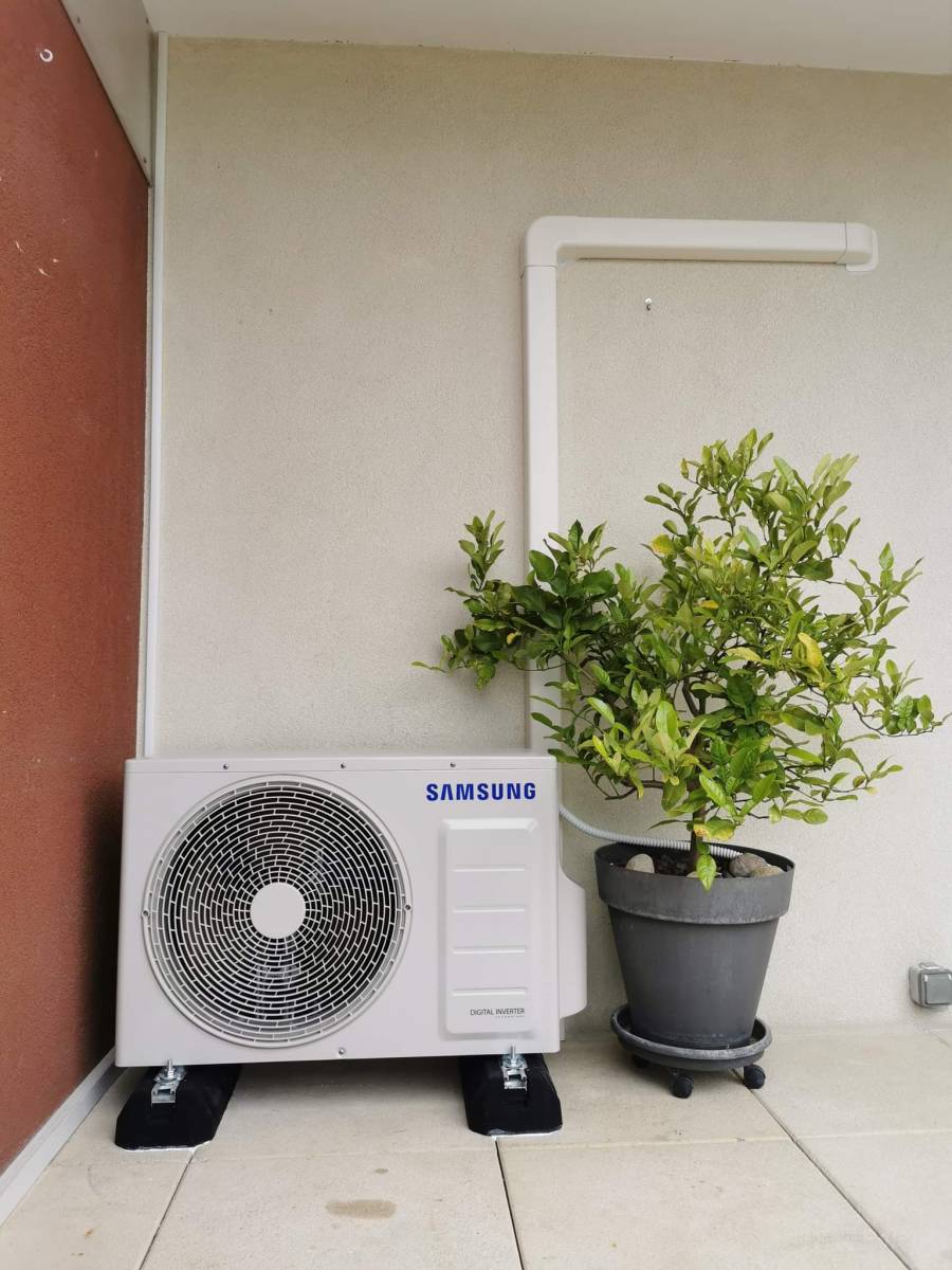 Installer Une Climatisation Dans Un Appartement Installation d'une climatisation réversible SAMSUNG dans un appartement à Montpellier - NRB CLIMATISATION ® - NRB CLIMATISATION